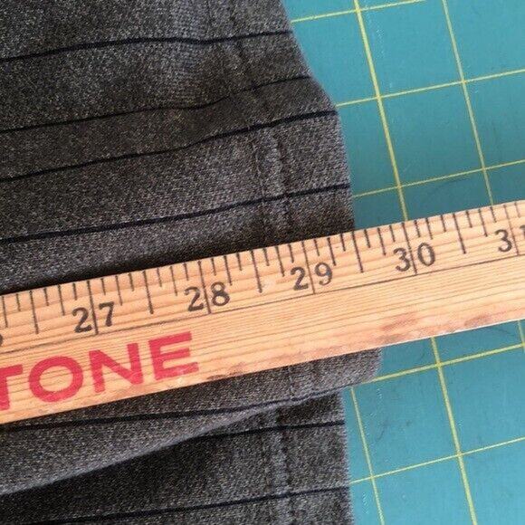 Van Heusen Sweater Adult XL Olive green Black Striped Long Sleeve V-Neck Mens - Picture 6 of 6